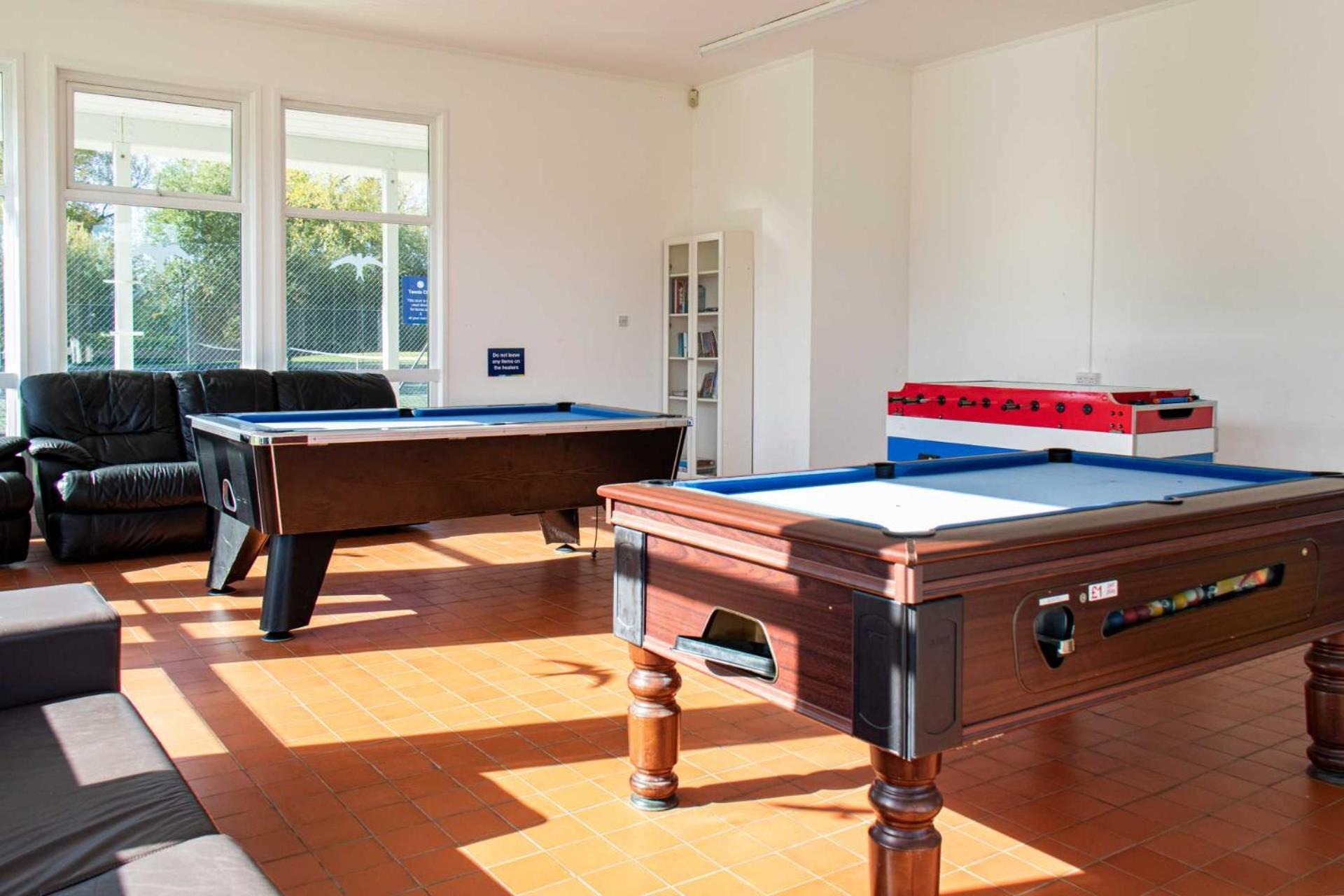 Luxury Kingfisher Lodge, Isis Lake, Within The Cotswold Waterpark سيرنسيستر المظهر الخارجي الصورة