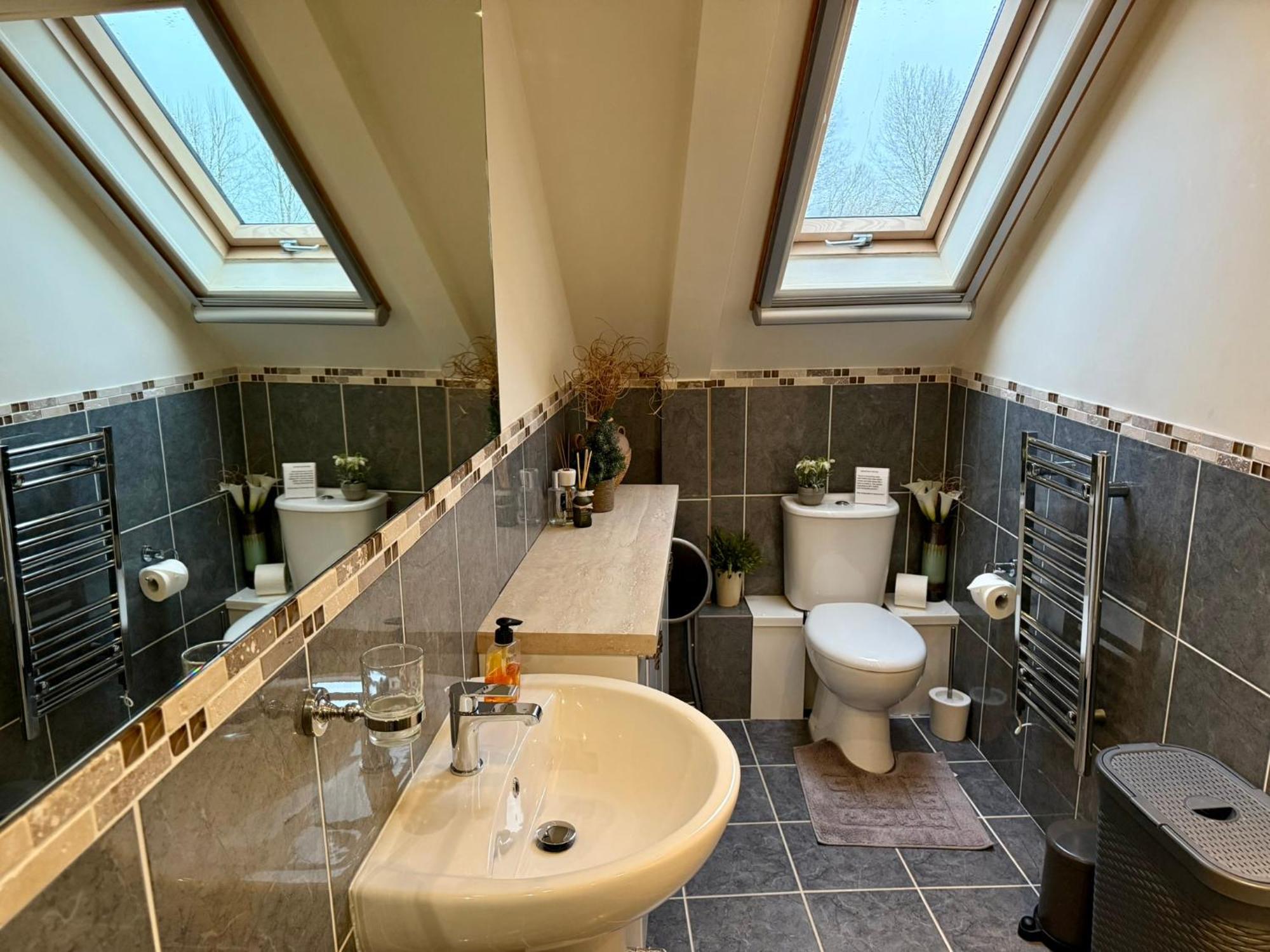 Luxury Kingfisher Lodge, Isis Lake, Within The Cotswold Waterpark سيرنسيستر المظهر الخارجي الصورة