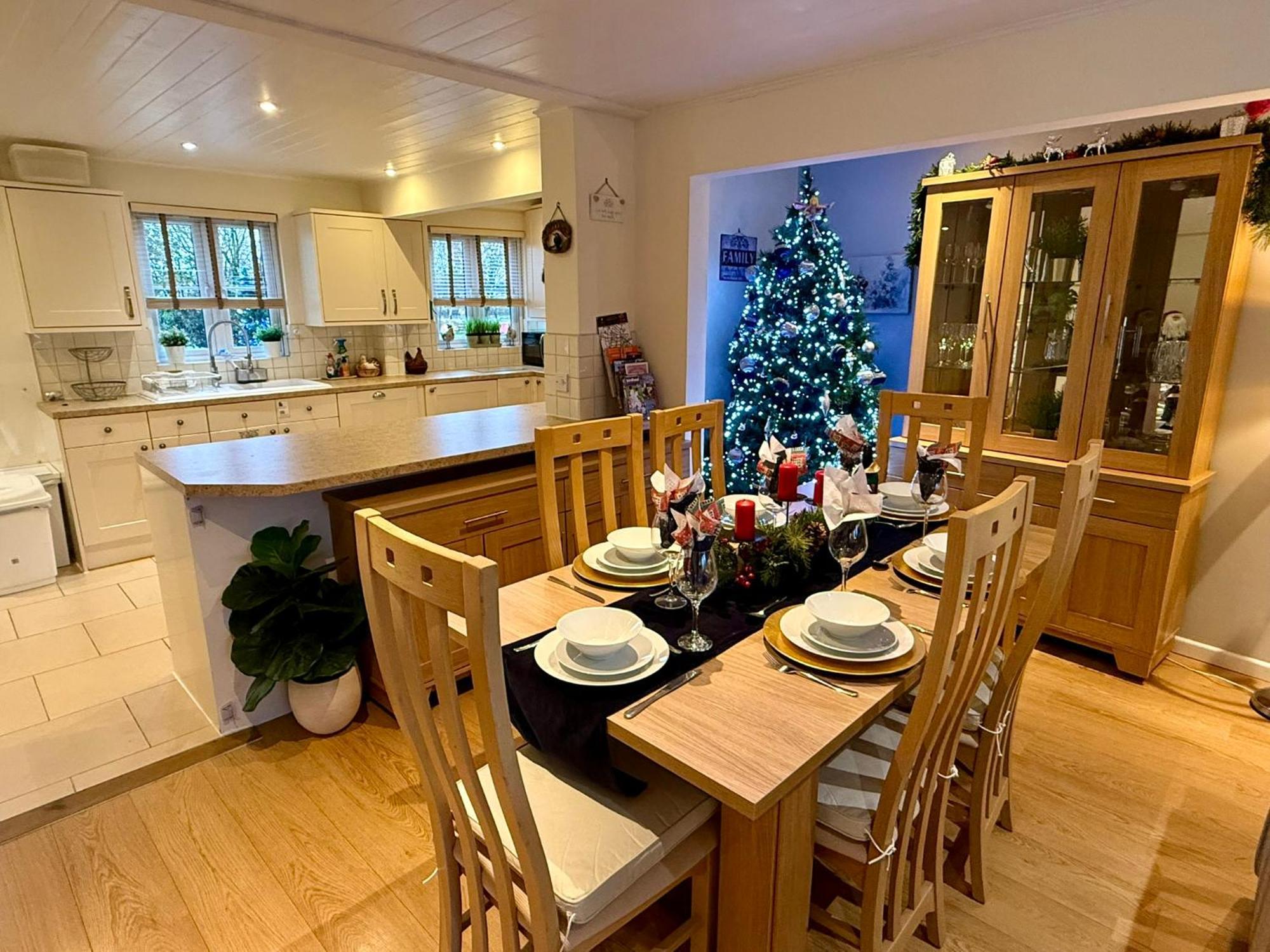 Luxury Kingfisher Lodge, Isis Lake, Within The Cotswold Waterpark سيرنسيستر المظهر الخارجي الصورة