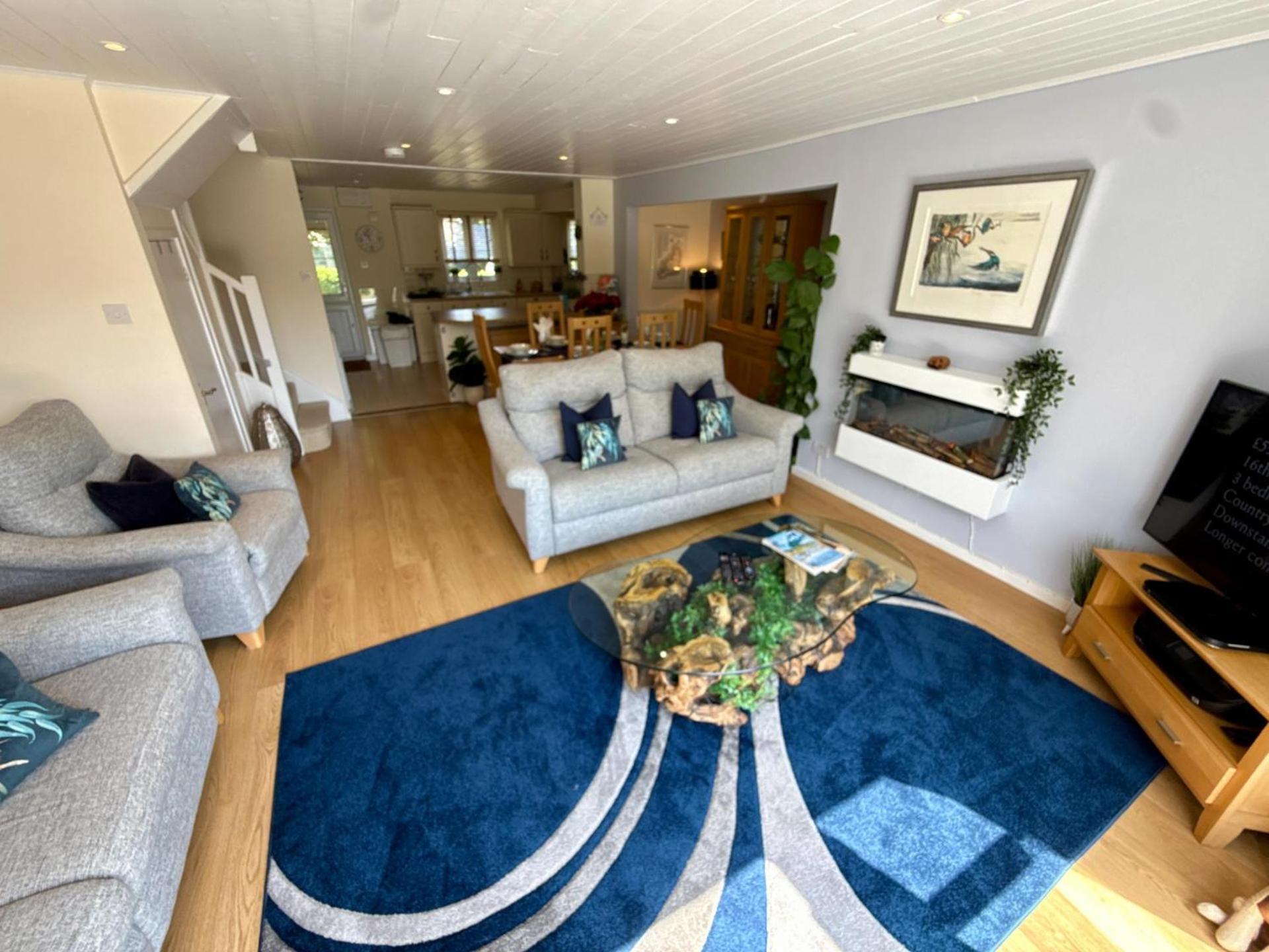 Luxury Kingfisher Lodge, Isis Lake, Within The Cotswold Waterpark سيرنسيستر المظهر الخارجي الصورة